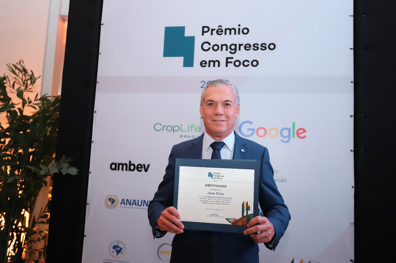 Presidente e diretor da FPMin recebem prêmio do Congresso em Foco 